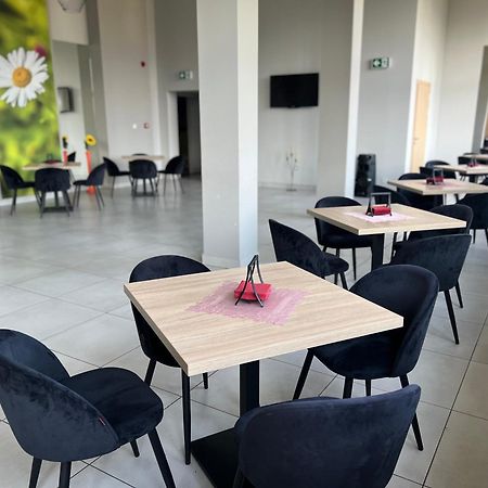 Nauczycielskie Centrum Ζακοπάνε Εξωτερικό φωτογραφία